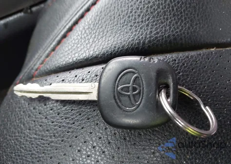 2013 Toyota Tacoma Base V6 from USA, damaged, VIN 5TFLU4EN2DX067709